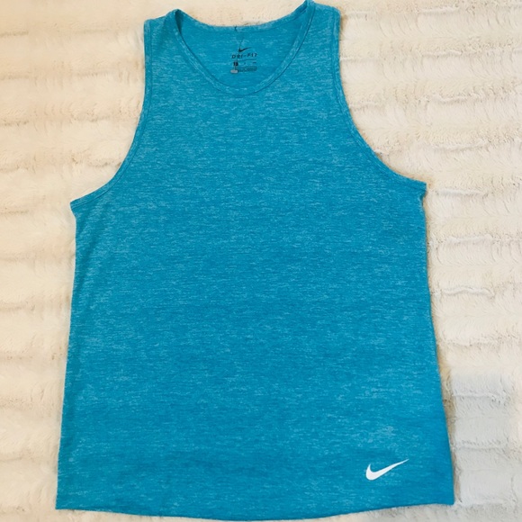 Nike Tops - women’s Nike dri fit tank NWOT
